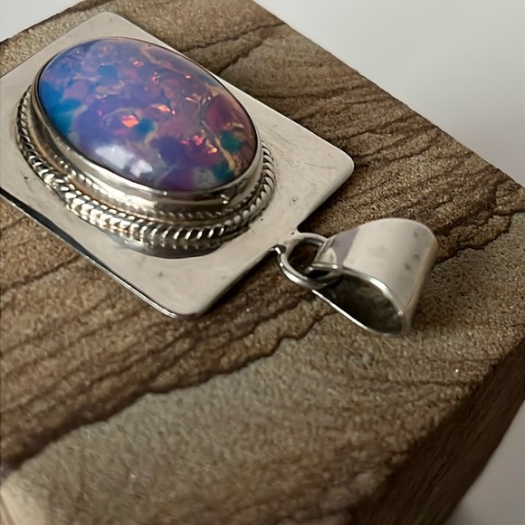Vintage Mexico Sterling Silver Faux Opal Stone Cabachon Pendant - Picture 4 of 10